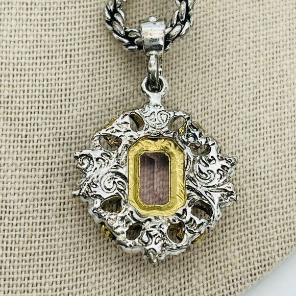 1928 Emerald Cut Faceted Faux Stone Filigree Floral Pendant with Chain Necklace - Picture 4 of 8
